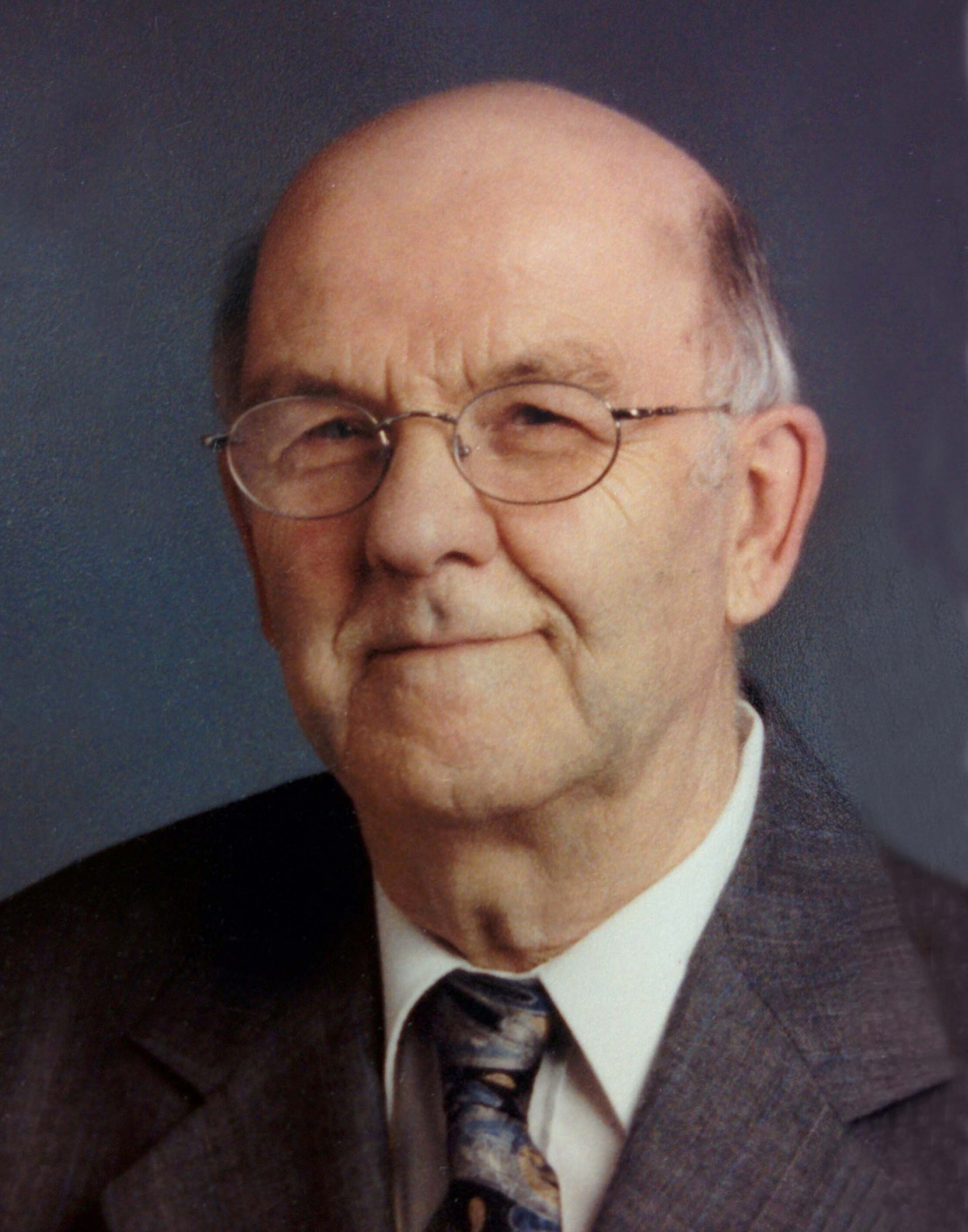 M. Edmond Bussières (1921-2016)
