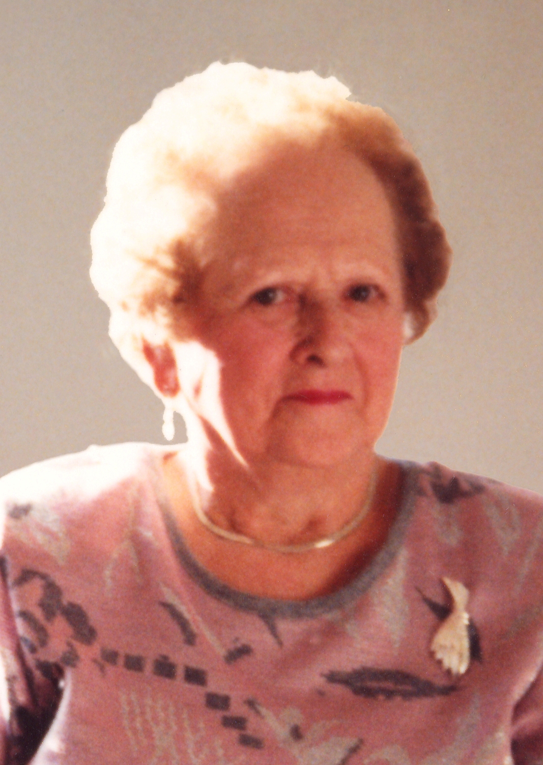 Mme Cécile Genest Guay