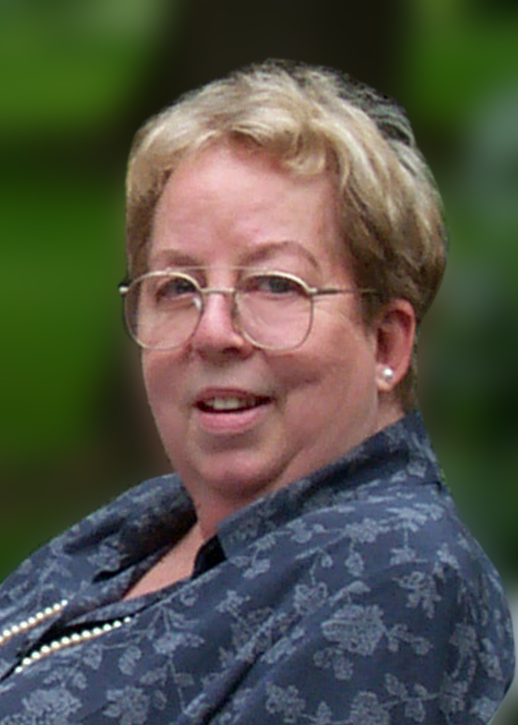 Mme Esther Dussault Lavoie (1929-2012)