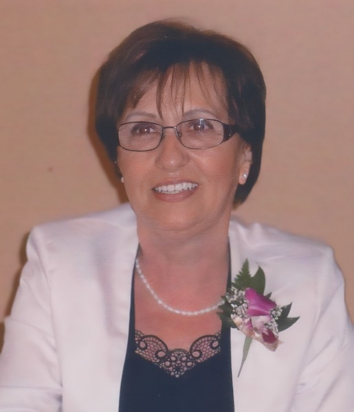 Adrienne Simoneau 1944-2026