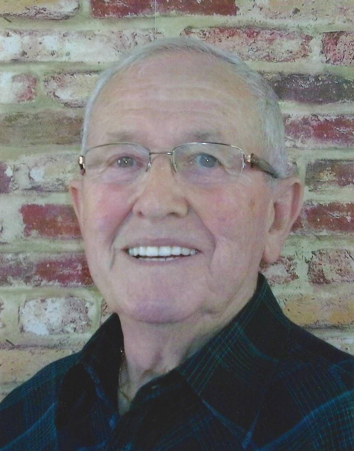 M. Louis St-Hilaire (1931-2015)