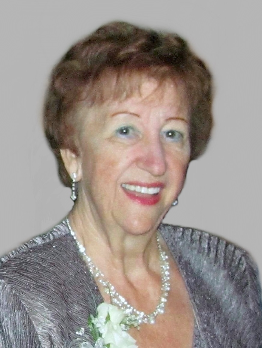 Mme Yolande Guay Boisvert