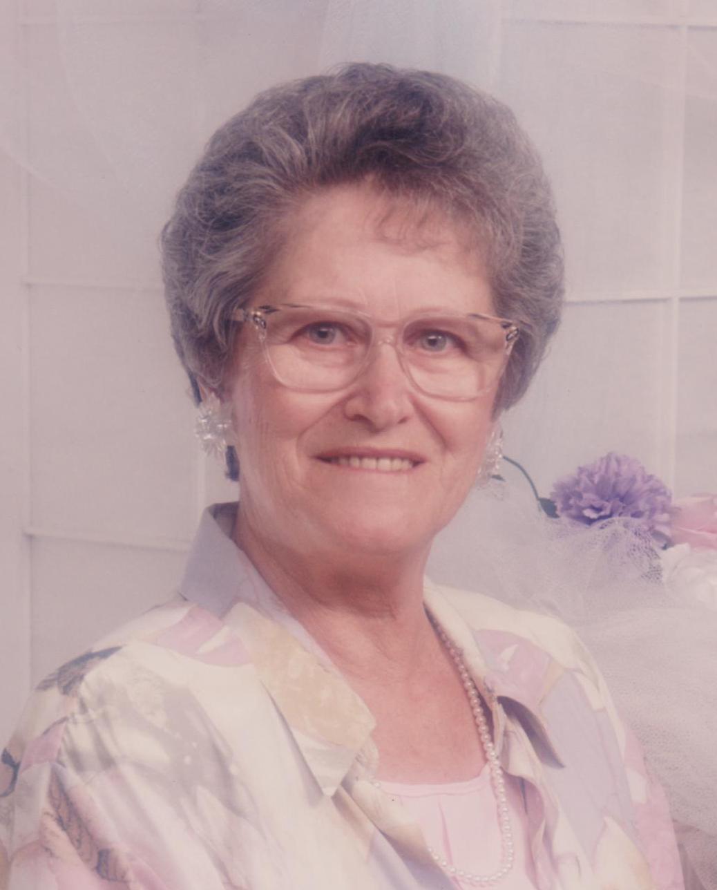 Mme Marie-Claire Paquin Auclair 