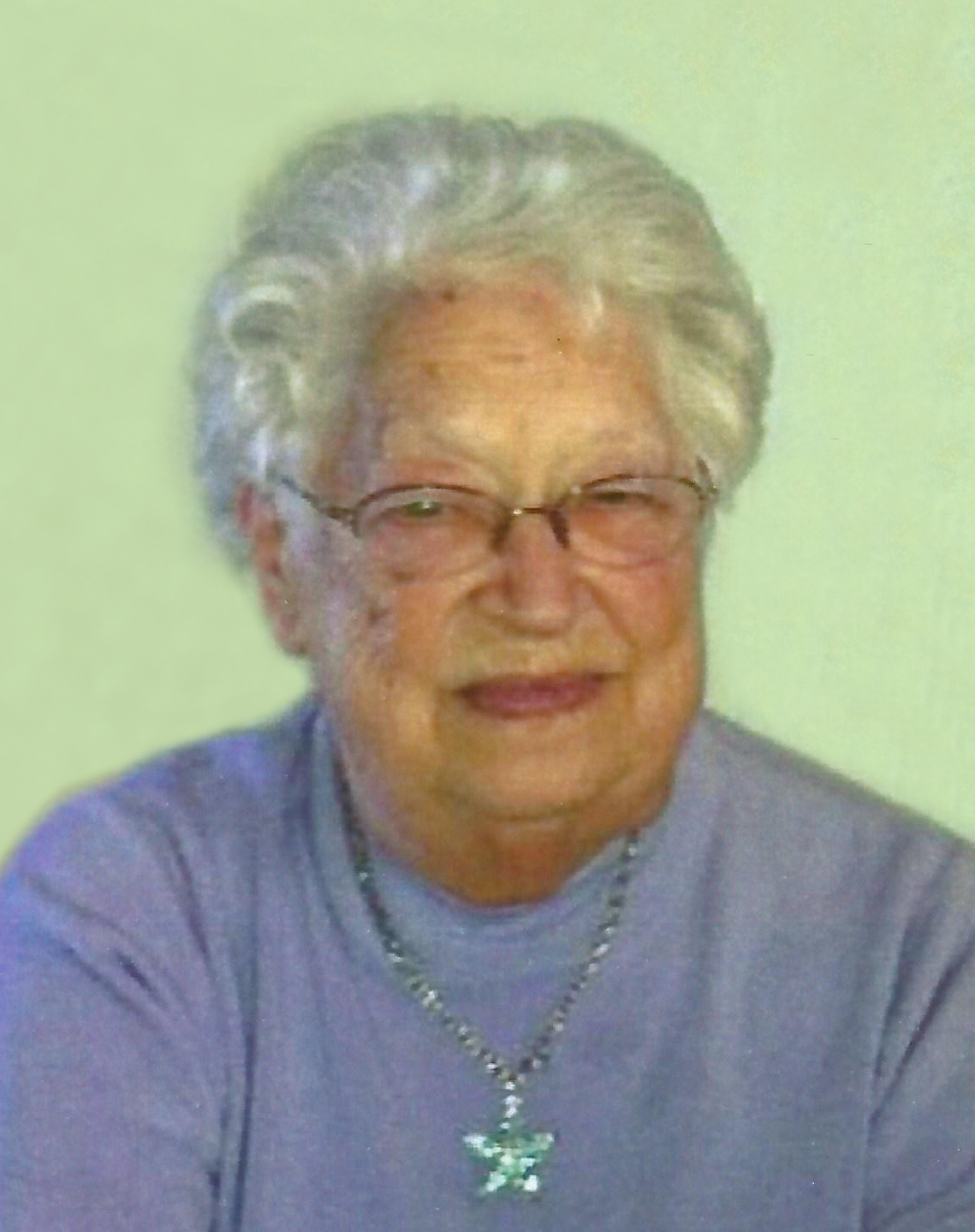 Mme Lucile Paradis Demers (1927-2015)