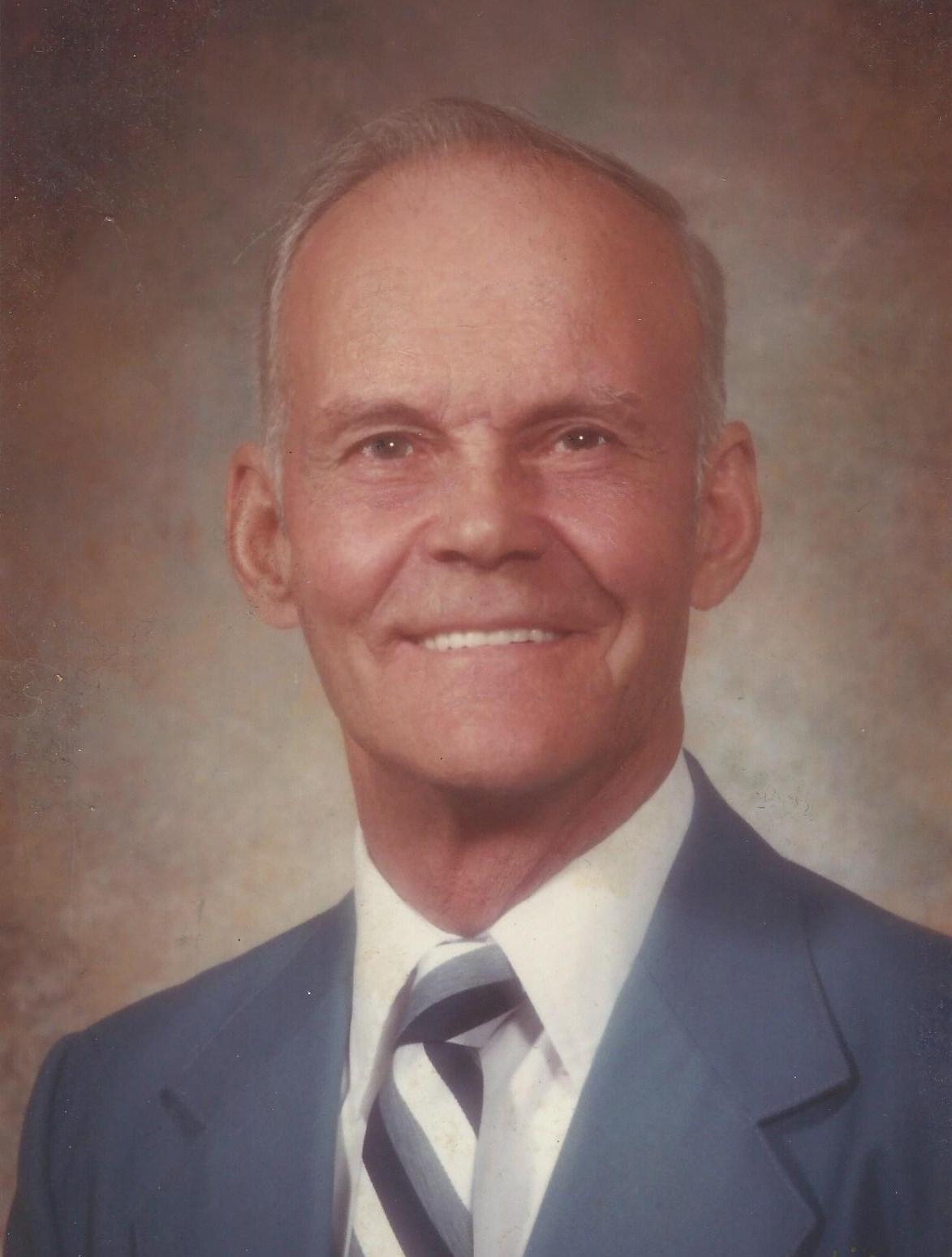 M. Adrien Martineau (1918-2015)