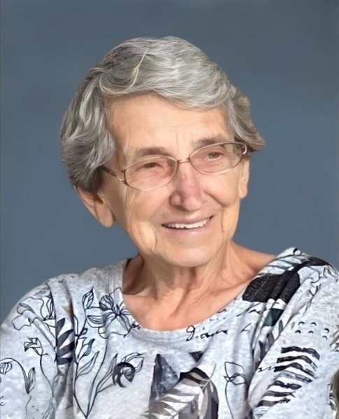 Lauretta Lauzé 1931-2024