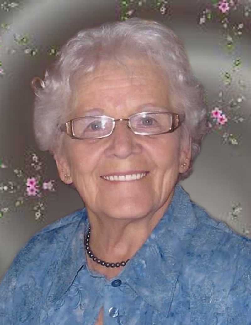 Mme Gertrude Dion Vachon